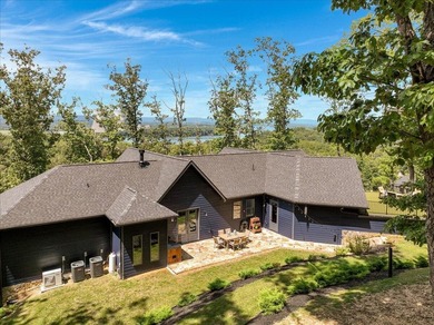 VIEWS! Nestled in the sought-after The Grove Park at Harrison - photo 56