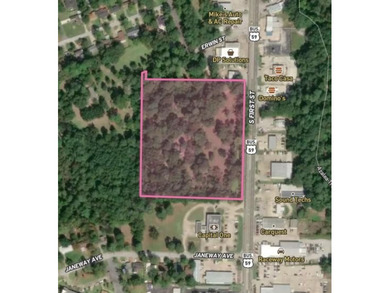 (private lake, pond, creek) Commercial Sale Pending in Lufkin Texas