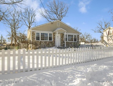 Devoe Lake Home Sale Pending in Spotswood New Jersey