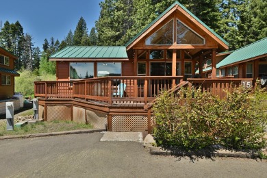 Lake Home For Sale in Ashland, Oregon