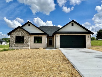 Lake Cumberland Home Sale Pending in Somerset Kentucky