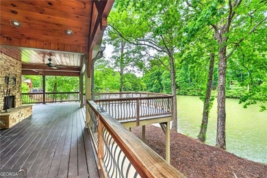 Experience exceptional lakefront living in this stunning 5 - photo 3