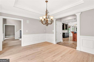 Experience exceptional lakefront living in this stunning 5 - photo 8