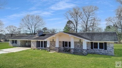 (private lake, pond, creek) Home For Sale in Fouke Arkansas