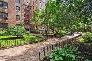 Welcome to Unit 5F at 3015 Riverdale Avenue, Bronx, NY! Discover - photo 3