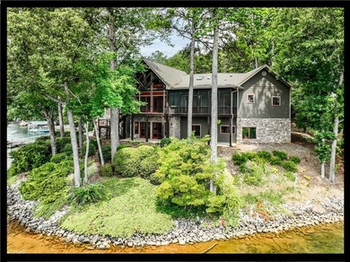 The Keowee Life awaits you at 3 Horizon Pointe. This luxury home - photo 1