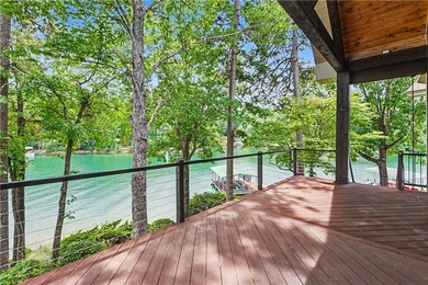 The Keowee Life awaits you at 3 Horizon Pointe. This luxury home - photo 9