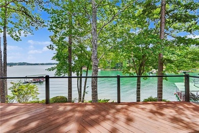 The Keowee Life awaits you at 3 Horizon Pointe. This luxury home - photo 10
