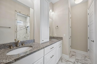 Welcome to this exceptional custom-built home by Parr - photo 25