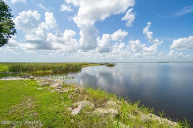 Very unique home with waterfront on 3 sides. Price reduced 400k - photo 25
