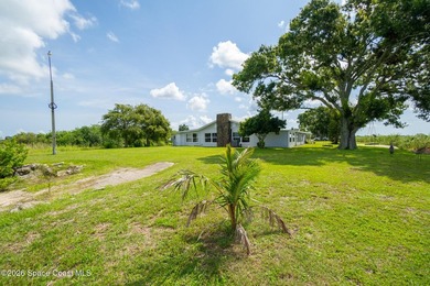 Very unique home with waterfront on 3 sides. Price reduced 400k - photo 26