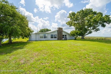 Very unique home with waterfront on 3 sides. Price reduced 400k - photo 27