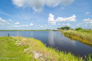 Very unique home with waterfront on 3 sides. Price reduced 400k - photo 28