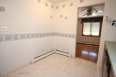 Excellent opportunity to own a 2-family semi-attached home in a - photo 10