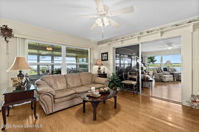 Very unique home with waterfront on 3 sides. Price reduced 400k - photo 43