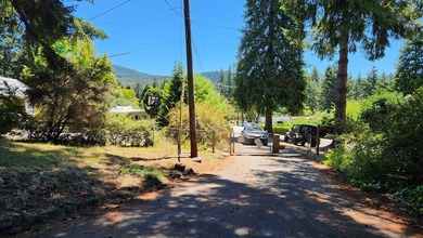 Private Hiouchi home near the Smith River and Redwoods. Escape - photo 47