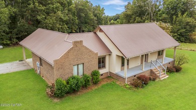 (private lake, pond, creek) Home For Sale in Greenfield Tennessee