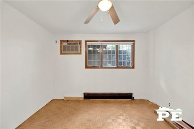 2 Family Brick Home for sale In Sheepshead Bay. The top floor - photo 8