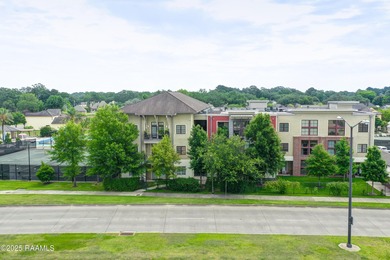 Vermilion River - Lafayette Parrish Condo For Sale in Lafayette Louisiana