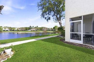 Beautiful two-story corner townhouse offering two bedrooms and - photo 3