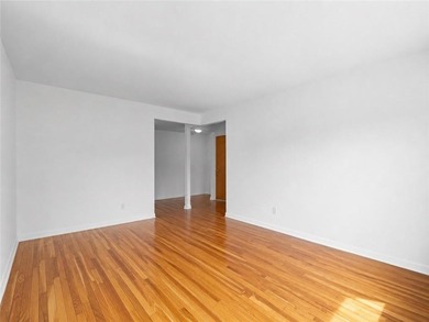 Discover exceptional living in this beautifully appointed - photo 8