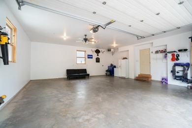 Charming 3-Bedroom, 2.5-Bath Home in Menomonie with Stylish - photo 3