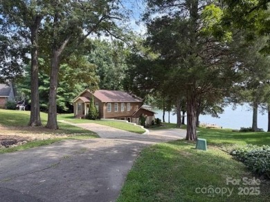Lake Home ActiveUnderContr in Shelby, North Carolina