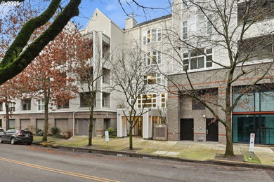 Charming upper-floor condo in one of Portland's most desirable