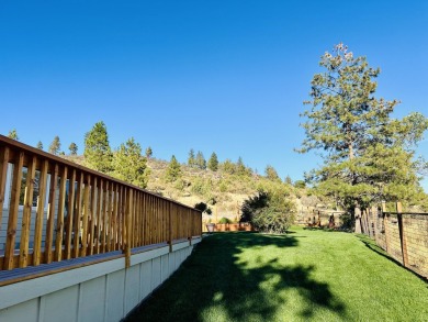 Lake Home For Sale in Klamath Falls, Oregon
