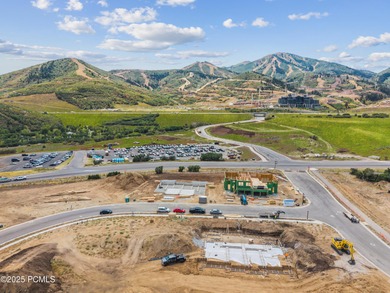An incredible community with awe-inspiring views of the - photo 2