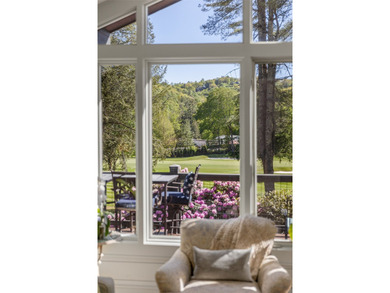 This totally renovated mountain retreat is a perfect blend of - photo 5