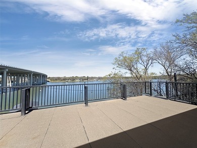 Welcome to a rare Fort Worth treasure where architecture - photo 26