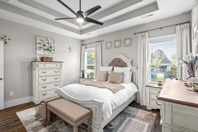 Incredible opportunity to purchase this waterfront 3 bedroom, 2 - photo 28