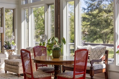 This totally renovated mountain retreat is a perfect blend of - photo 8