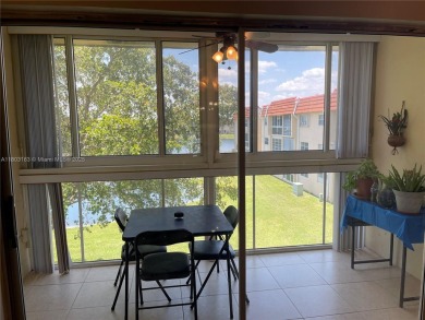 Lake Condo For Sale in Sunrise, Florida