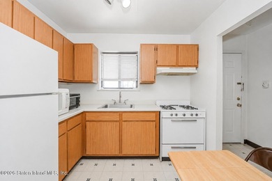 Welcome to this charming two-story brick rowhome in the heart of - photo 9