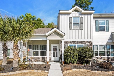 An exceptionally maintained 3-bedroom, 2.5 bath, end unit - photo 2