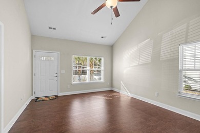 An exceptionally maintained 3-bedroom, 2.5 bath, end unit - photo 9