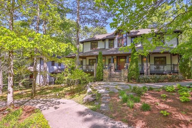 A once-in-a-lifetime opportunity to own a private family retreat - photo 8