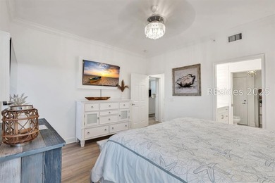Exceptional villa in Forest Beach. Imagine yourself at this - photo 9