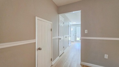 Freshly updated townhome, WITH A BRAND NEW ROOF in 2026. This - photo 7