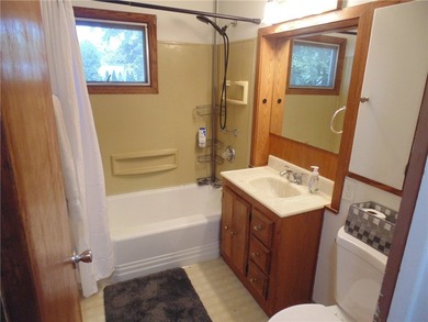 Move right into this well-maintained 4-bedroom Cape Cod in the - photo 11