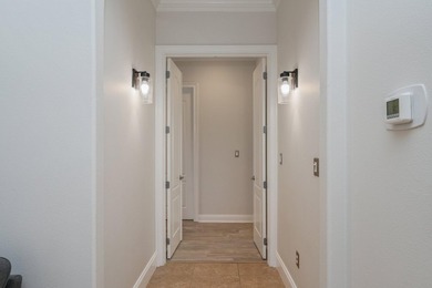 Experience refined, single-level living in the gated golf - photo 19
