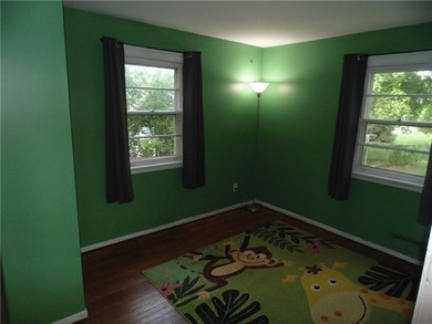 Move right into this well-maintained 4-bedroom Cape Cod in the - photo 21