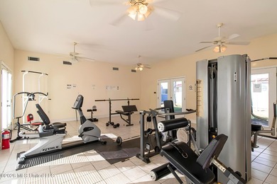 Turnkey Beachside Condo - fully furnished, active established - photo 27