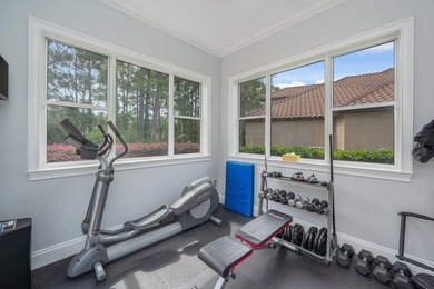 Experience refined, single-level living in the gated golf - photo 28
