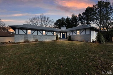 Lake Saint Louis Home For Sale in Lake Saint Louis Missouri