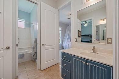 Experience refined, single-level living in the gated golf - photo 38