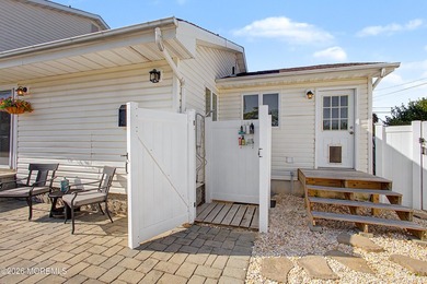 Welcome to this exceptional waterfront home offering the perfect - photo 41
