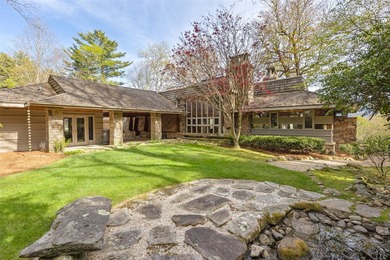 Tucked into the highly sought-after Stillmont community in - photo 2